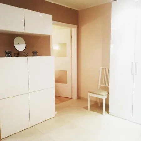 Apartament Jantar Z Ogrodkiem Апартаменты *